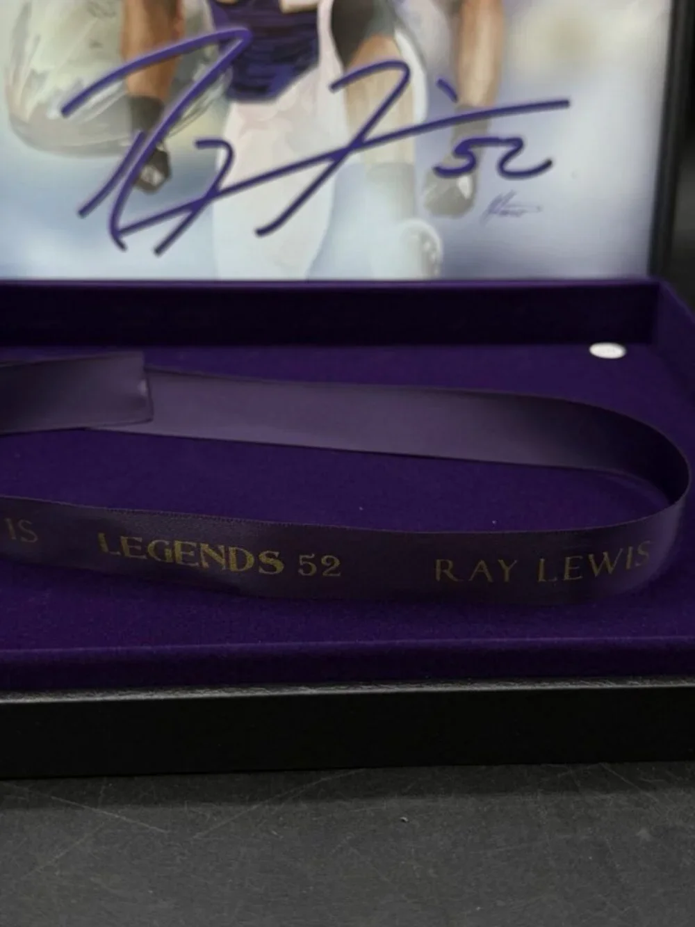 Rocky Patel Ray Lewis Legends 52 Signed Cigar Box & Blue Ribbon EMPTY